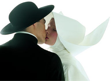 Un'ampia retrospettiva su Oliviero Toscani a Milano 